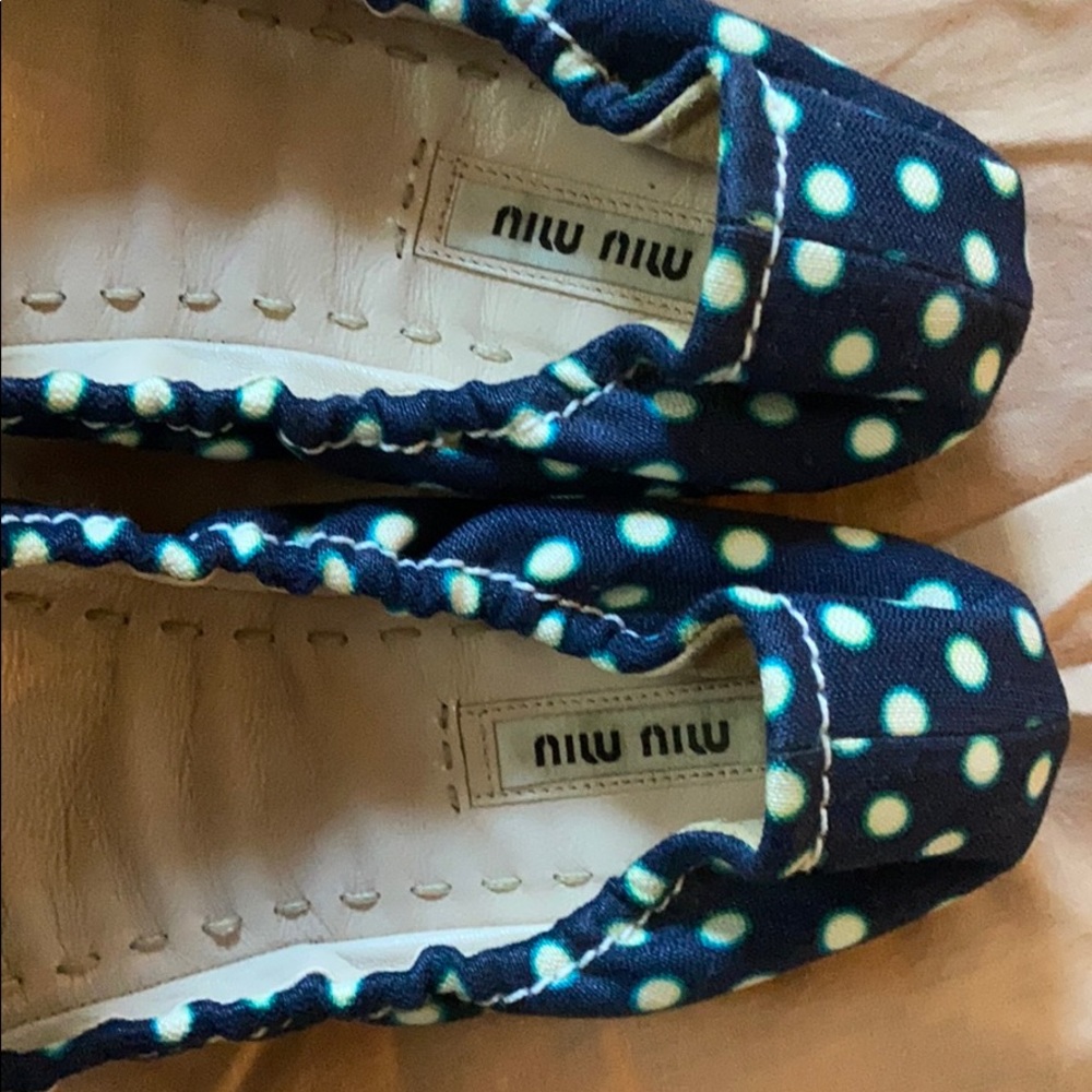 Euc Miu Miu Polka Dot Ballet Flats - Size 9 - image 4
